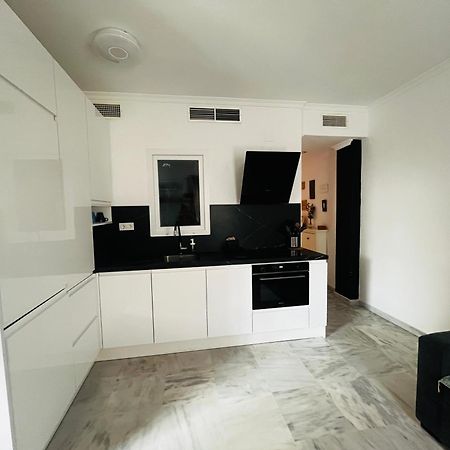 Piso En Zona Tranquila De - Torrequebrada Golf Apartment Беналмадена Екстериор снимка