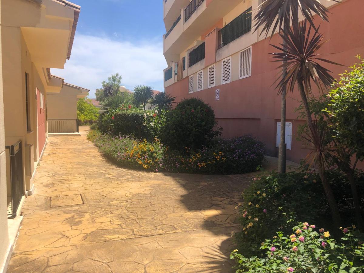 Piso En Zona Tranquila De - Torrequebrada Golf Apartment Беналмадена Екстериор снимка