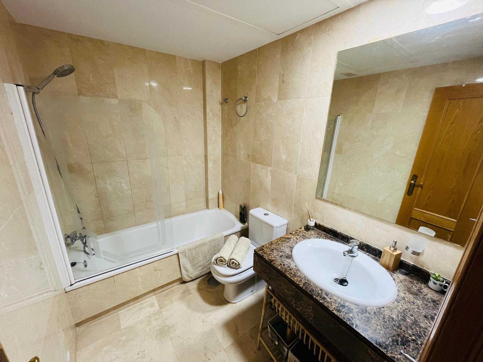Piso En Zona Tranquila De - Torrequebrada Golf Apartment Беналмадена Екстериор снимка